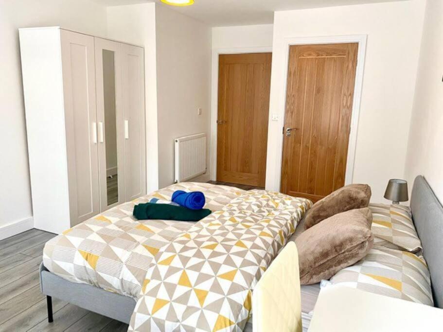 Lovely New 2 Bedroom Condo With Stunning Seaviews Penmaenmawr Zewnętrze zdjęcie