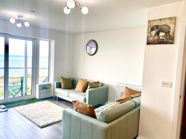 Lovely New 2 Bedroom Condo With Stunning Seaviews Penmaenmawr Zewnętrze zdjęcie