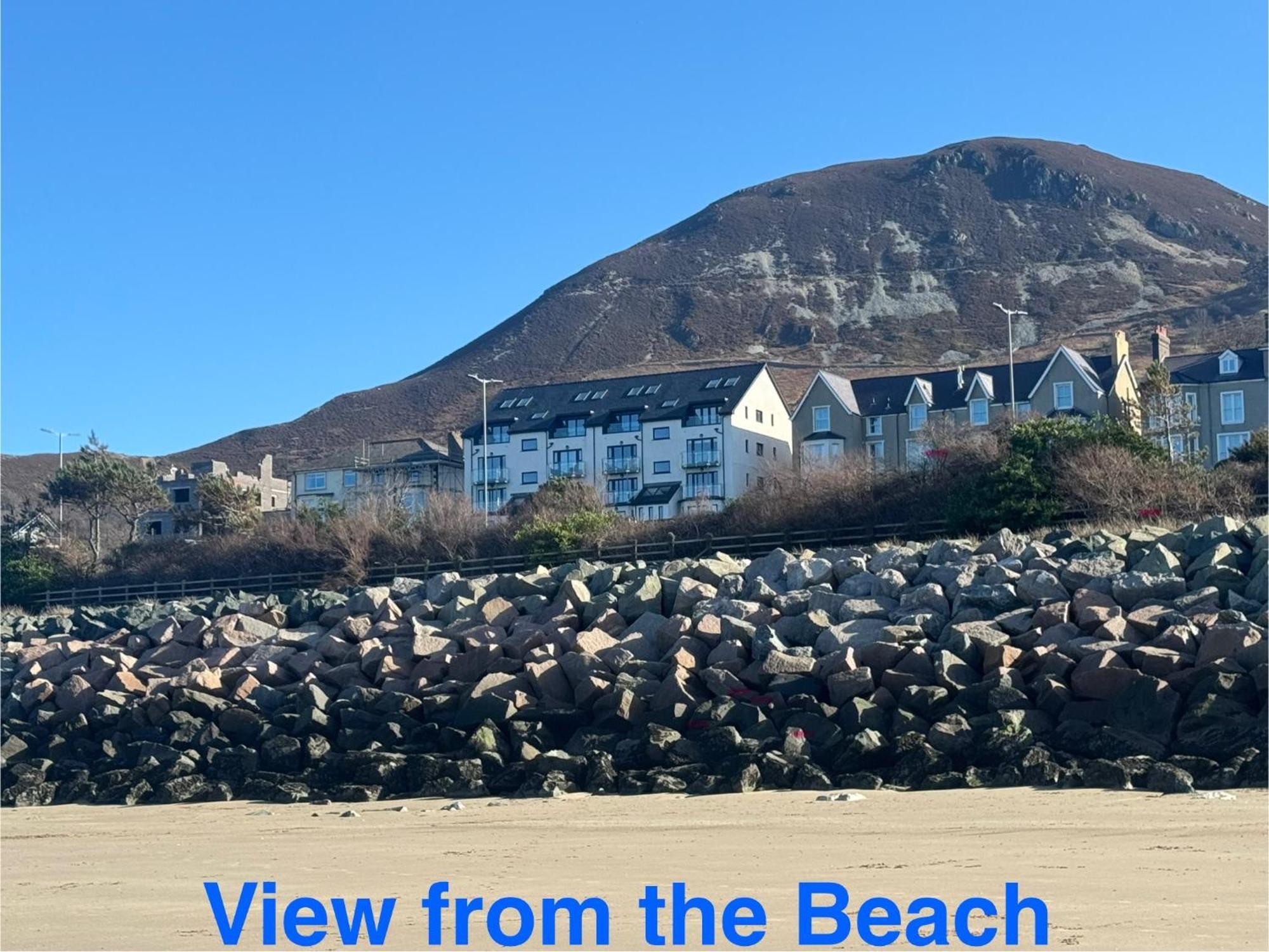 Lovely New 2 Bedroom Condo With Stunning Seaviews Penmaenmawr Zewnętrze zdjęcie